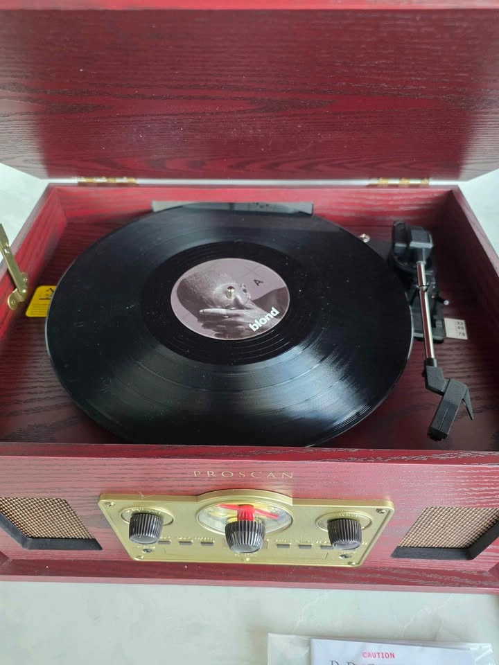 Proscan Nostalgia 6-in-1 Bluetooth Turntable - photo 3