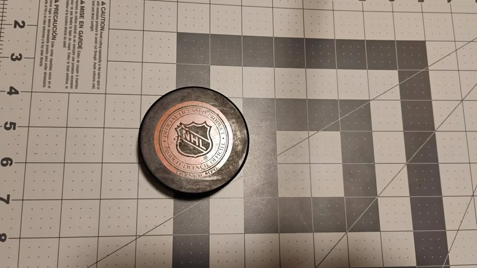 Detroit Red Wings Trench MFG Czechoslovakia Hockey Puck - photo 2