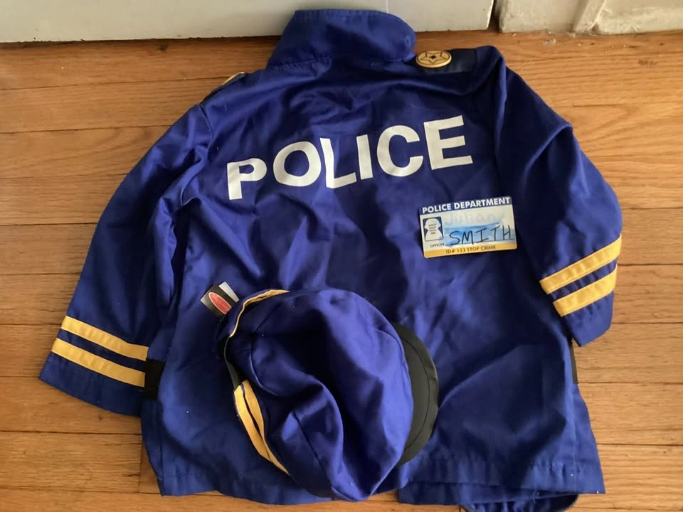 🏈 Size 3-6 kids Melissa & Doug Police Officer Role Play Costume - photo 2