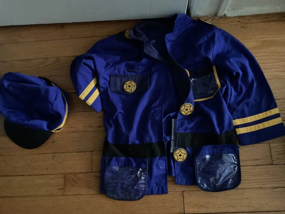 🏈 Size 3-6 kids Melissa & Doug Police Officer Role Play Costume - photo 3