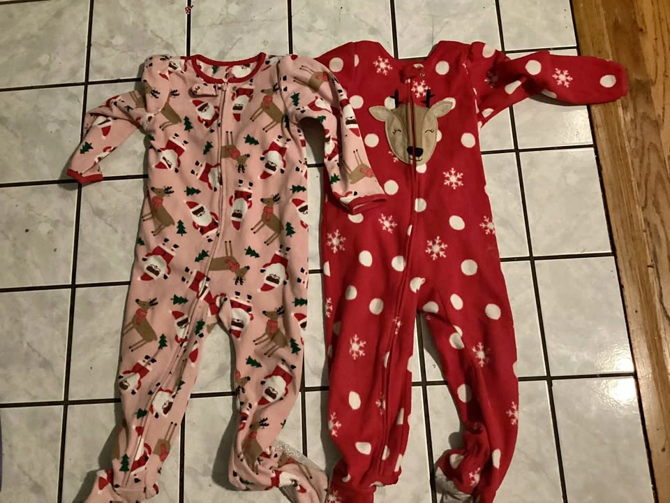 🏈Two Toddler Girls' Winter Fleece Footed Pajama - 4T