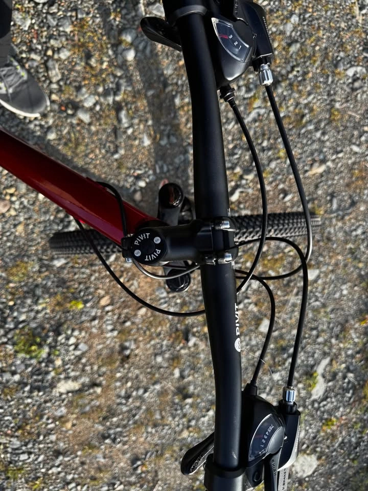 Haro Flightline Mountain Bike + Helmet + Lock + Lights - photo 3