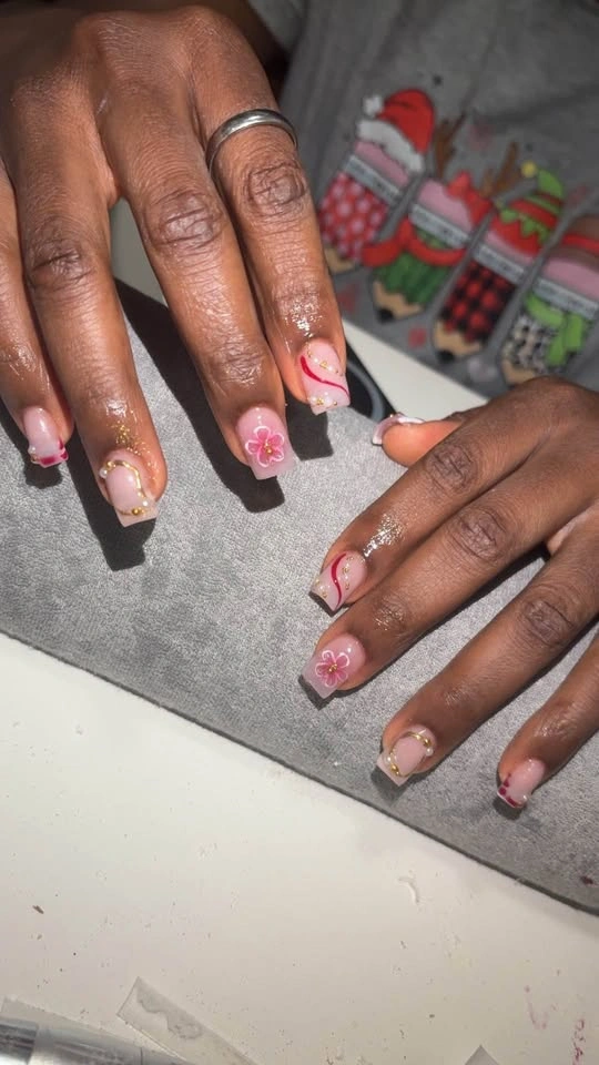Nail - photo 2
