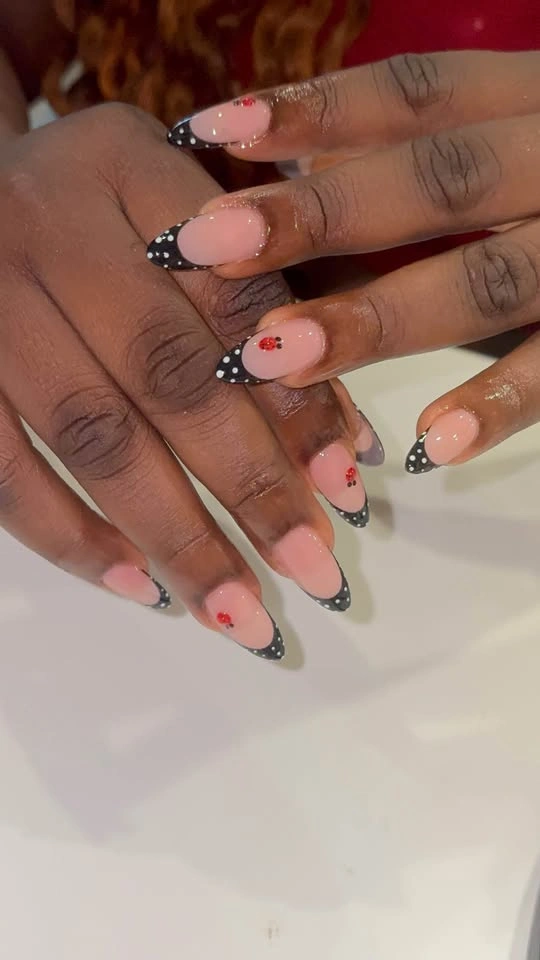 Nail - photo 2