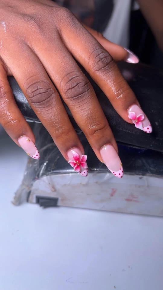 Nail - photo 3