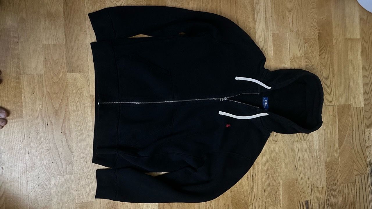 Polo sweater