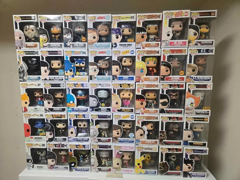 Assorted Funko Pops image indicator(2)