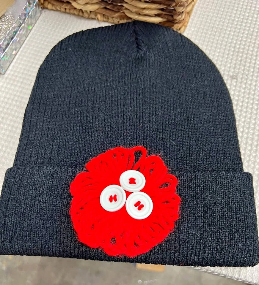 🏈 Black Toque with Flower Crochet