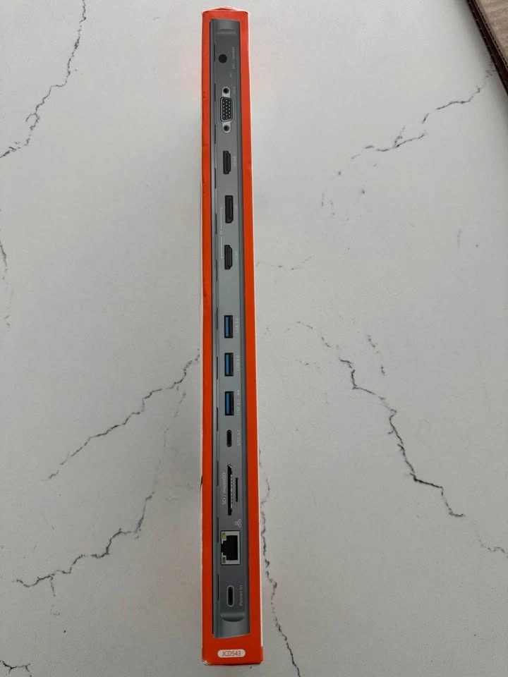 j5 JCD543 USB-C Triple Display Docking Station - photo 3
