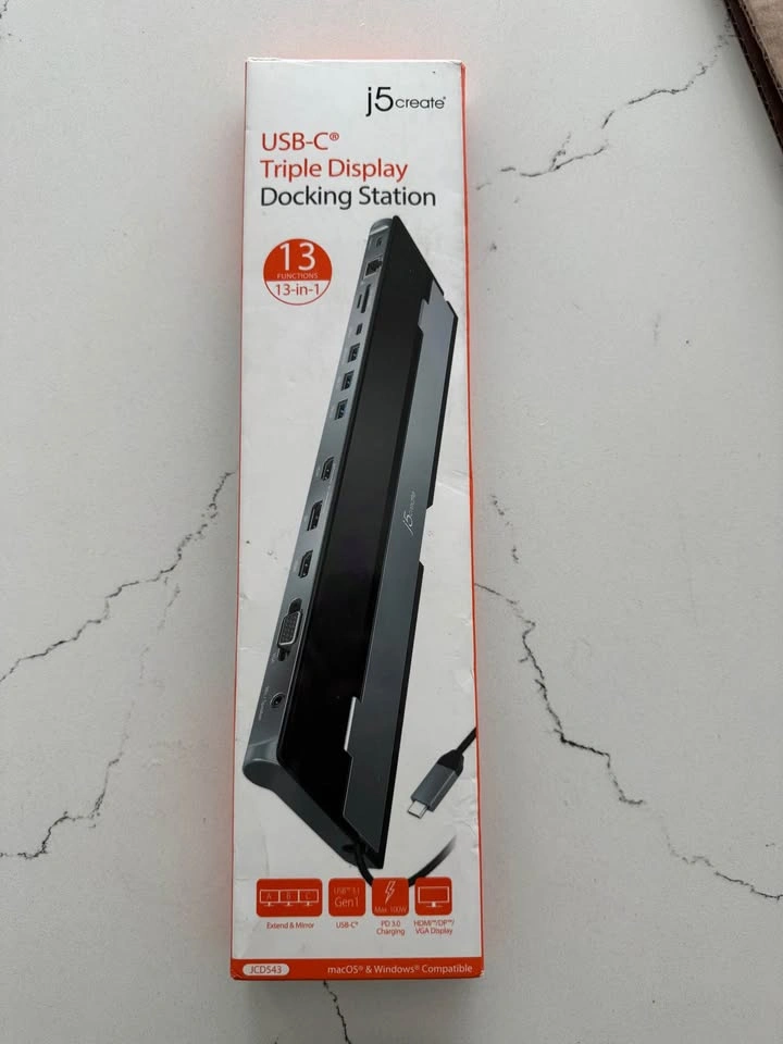 j5 JCD543 USB-C Triple Display Docking Station - photo 5