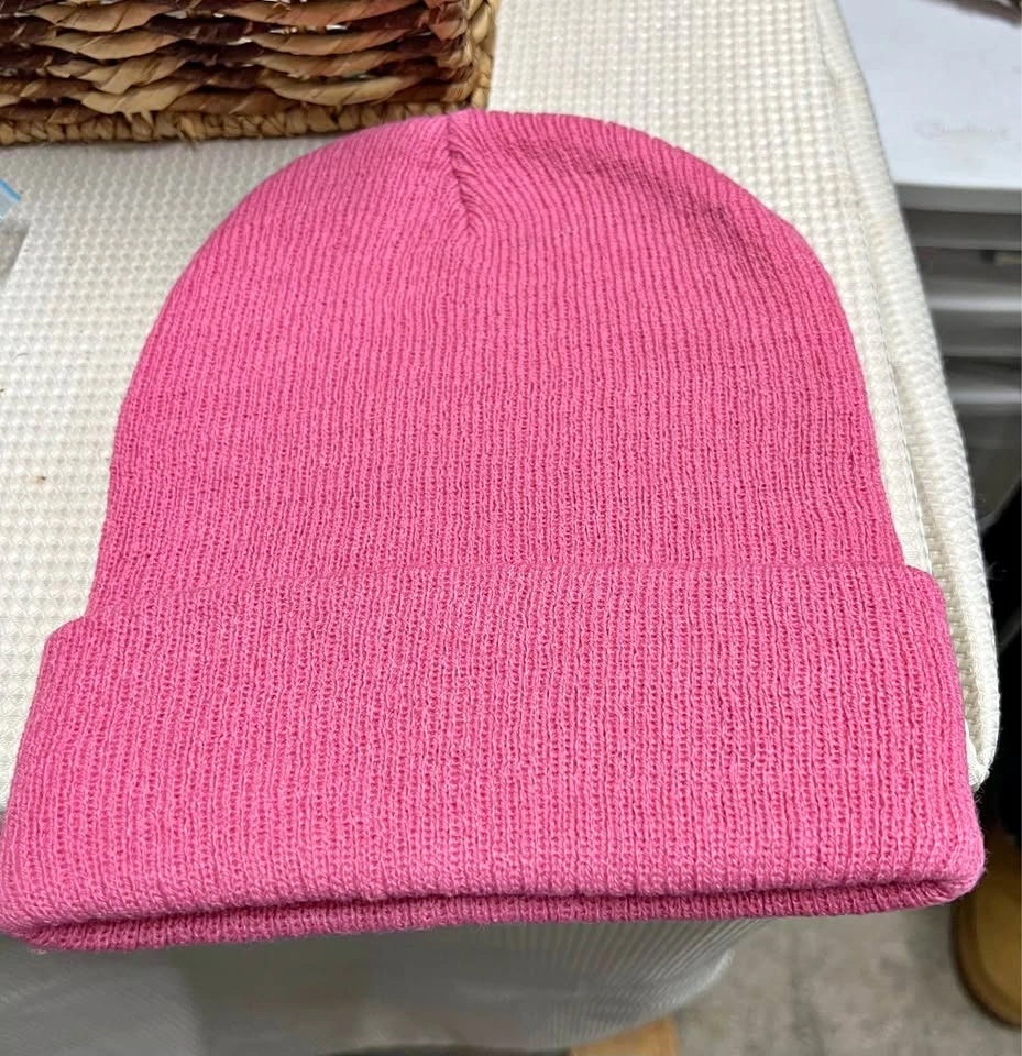 🏈 Plain Pink Toque