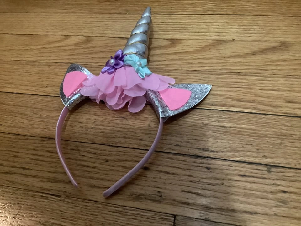 🏈 Unicorn Headband with Silver Horn and Pink Flowers