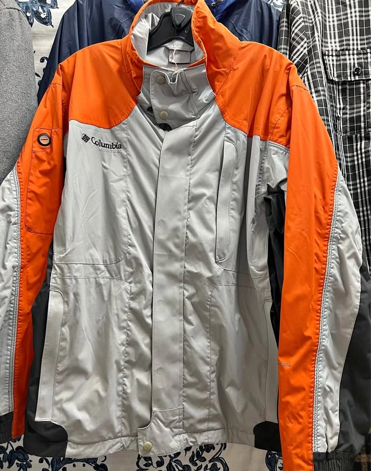 🏈 Columbia Jacket