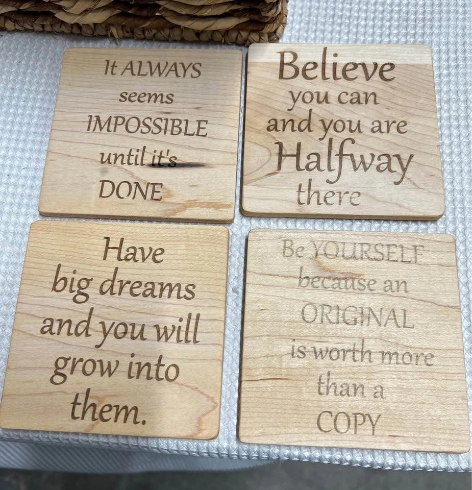 🏈 4pcs. Cup/glass wooden coasters- New