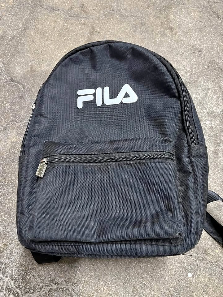 🏈 Black Backpack