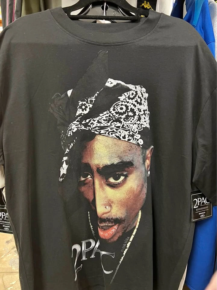 🏈 Tupac Shirt