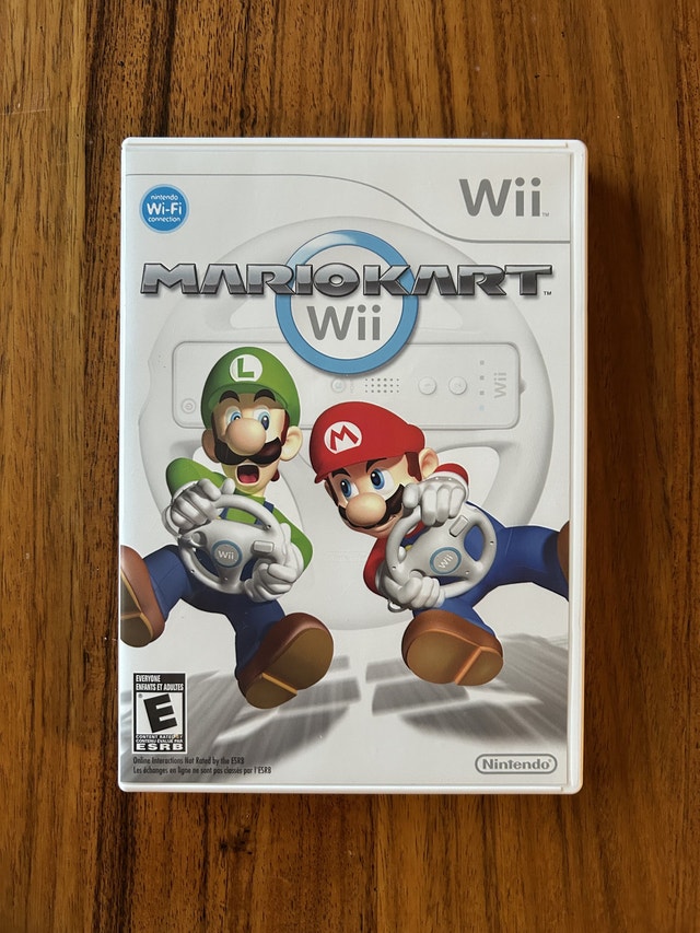 Mario Kart Wii Case (No Disc) 🏈