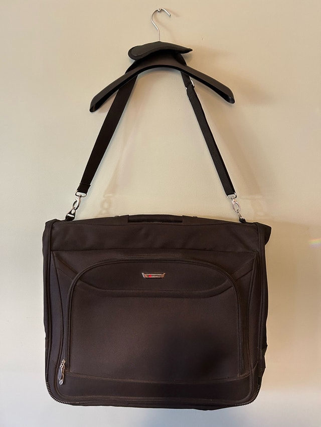 Delsey Garment Cover Bag 🏈