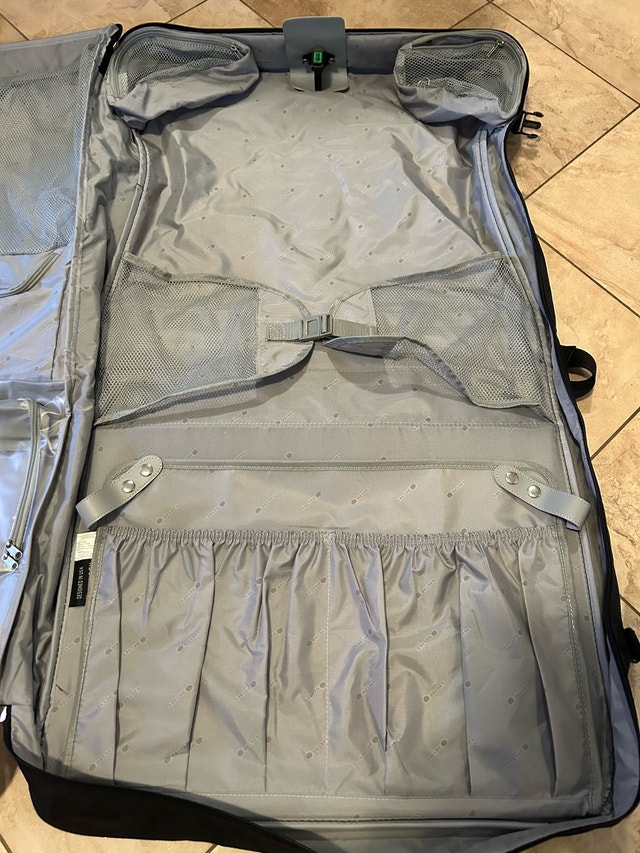 Delsey Garment Cover Bag 🏈 - photo 5