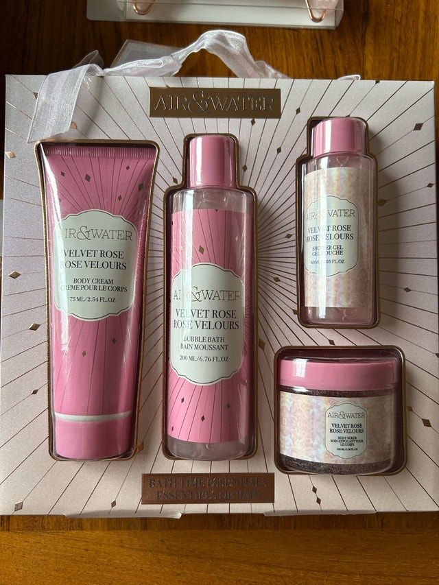 Bath Bundle Gift Set 🏈 - photo 2