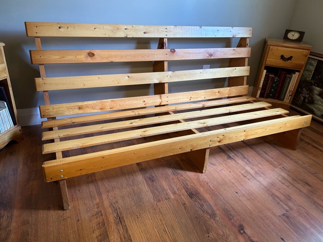 Vintage Wooden Futon w Mattress - photo 4