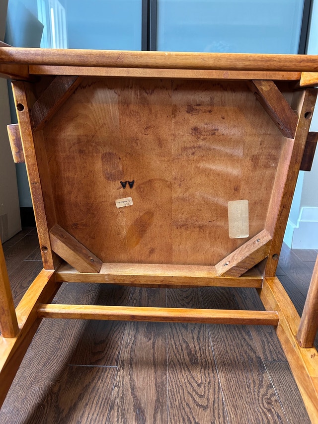 Vintage Wooden Chair 🏈 - photo 5