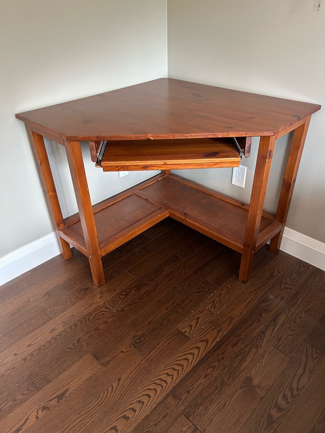 Pine Computer Corner Desk