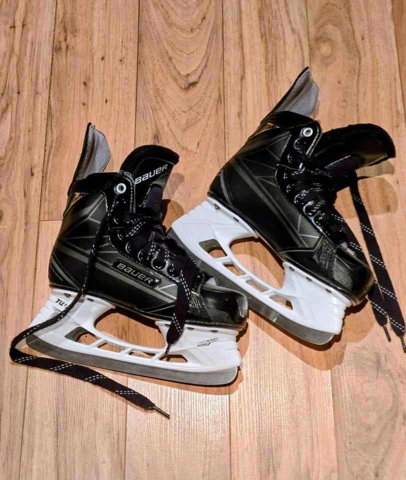 Bauer Supreme S160 Limited Edition (LE) Hockey Skates - Junior S - photo 2