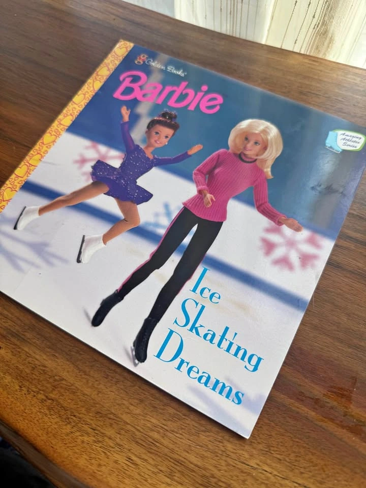 1999 Vintage Mattel Barbie – Ice Skating Dreams Golden Book