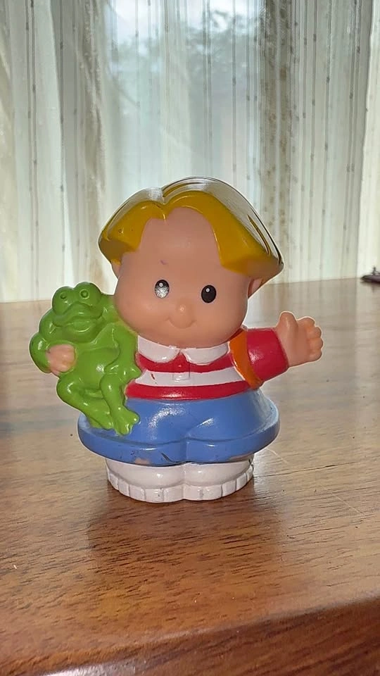 Fisher-Price Little People School Boy Eddie with Frog