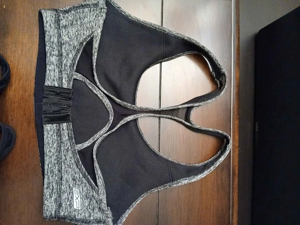 Sports Bra bundle, size S - photo 3