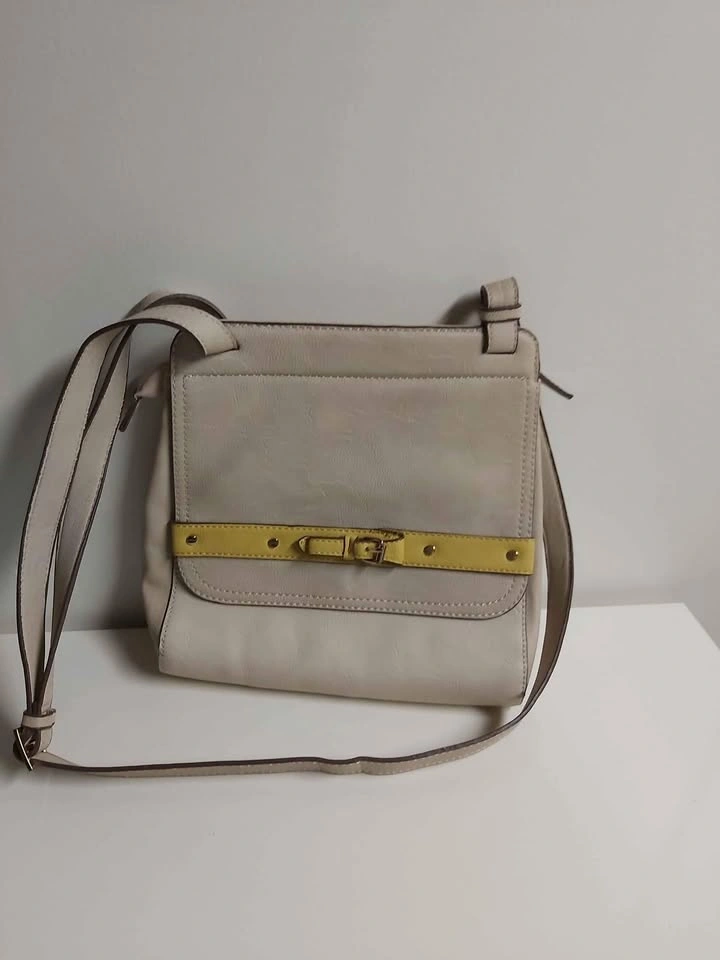 KGB Studio beige and yellow purse - photo 5