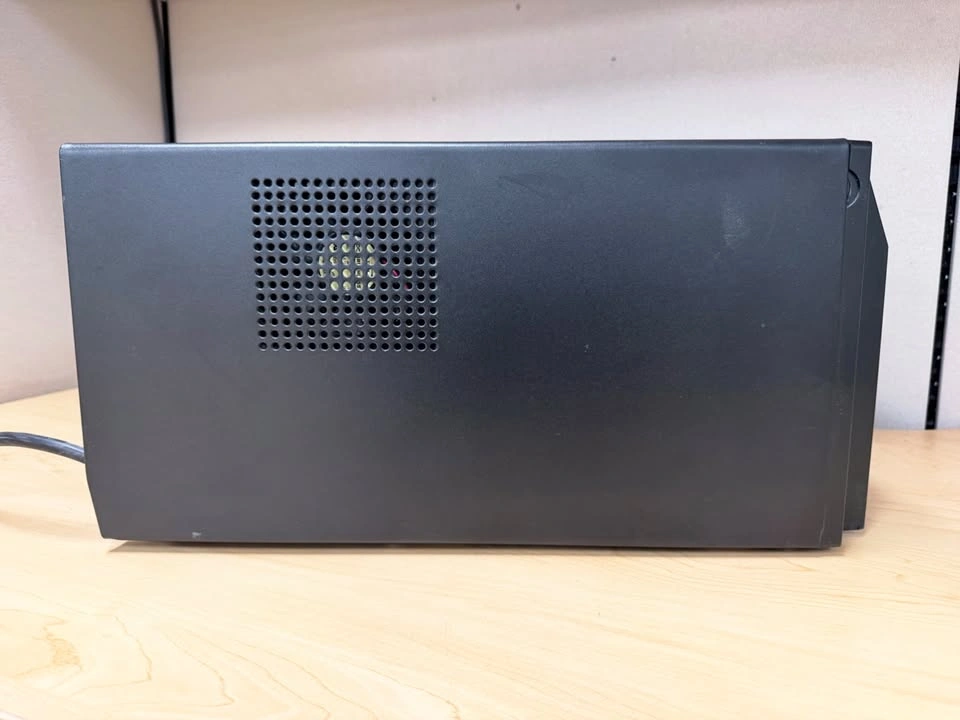 APC Back-UPS Pro 1500 - photo 2