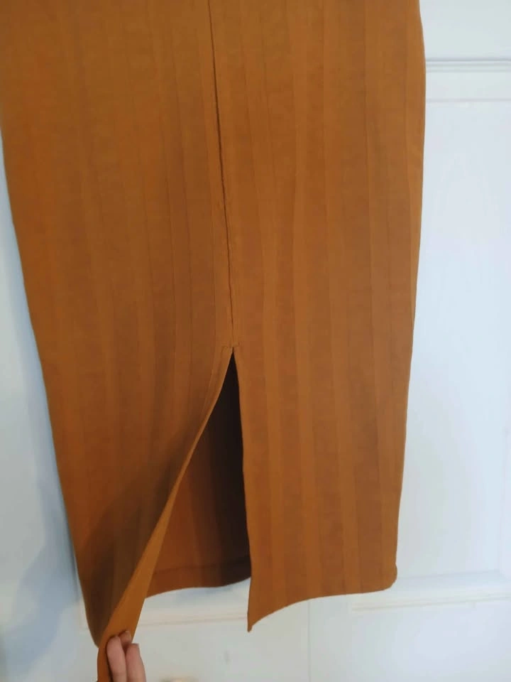 Zara burnt orange ribbed pencil skirt, size small (S) - photo 5