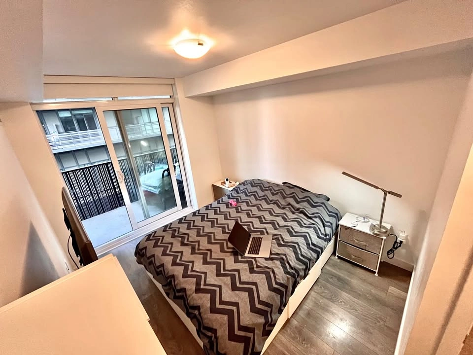 Private room for rent