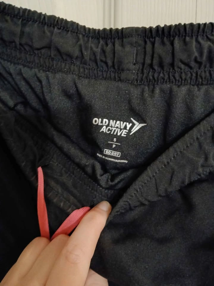 Old Navy Active shorts size small (S) - photo 3