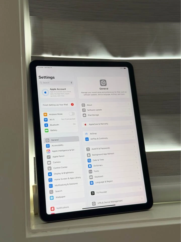 Apple iPad Air 5th Generation M1 - photo 4