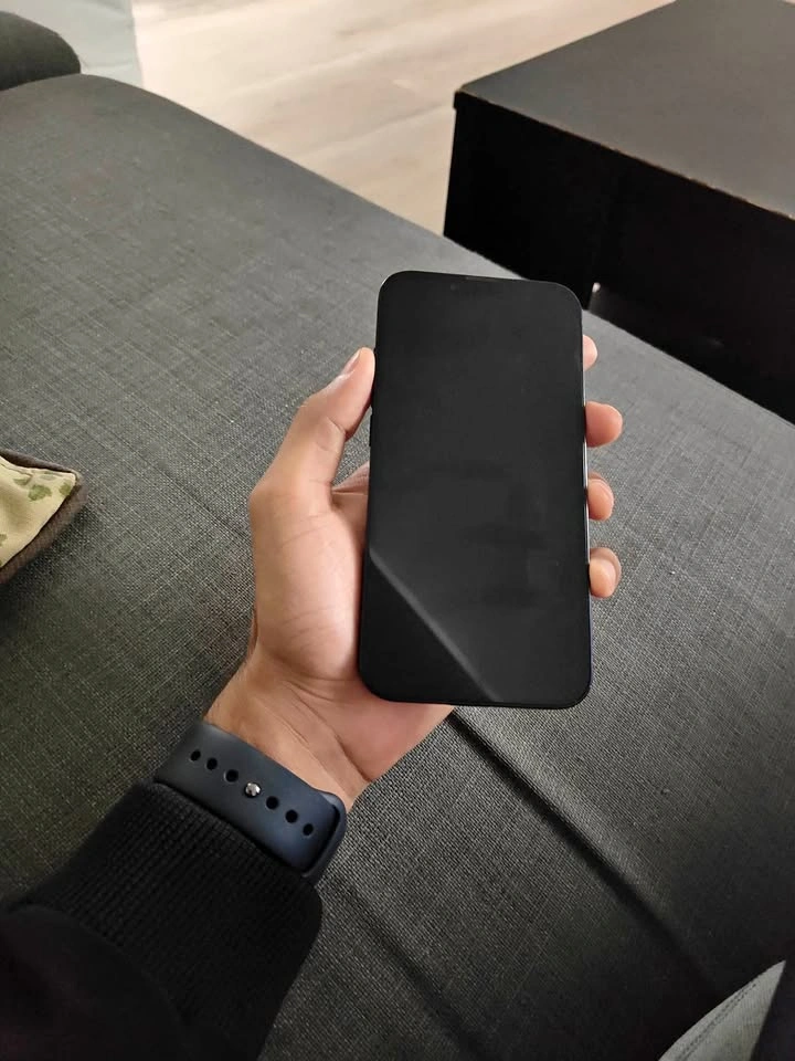 Iphone 13, 128gb, Midnight black color, good condition