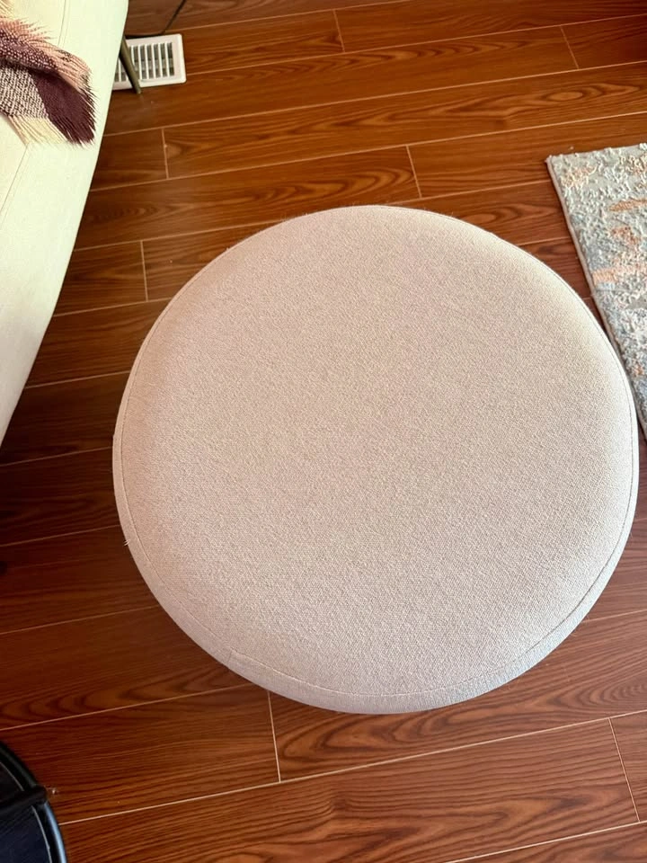 Modern Side Table with Ottoman - photo 2