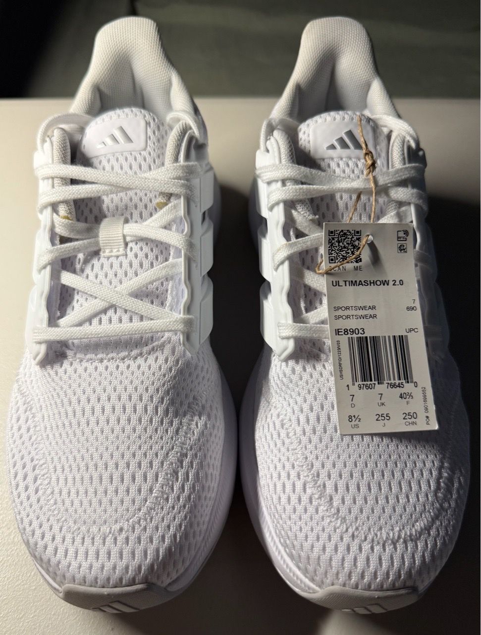Adidas Ultimashow 2.0 White Sneakers Men’s Size 8.5 - photo 2