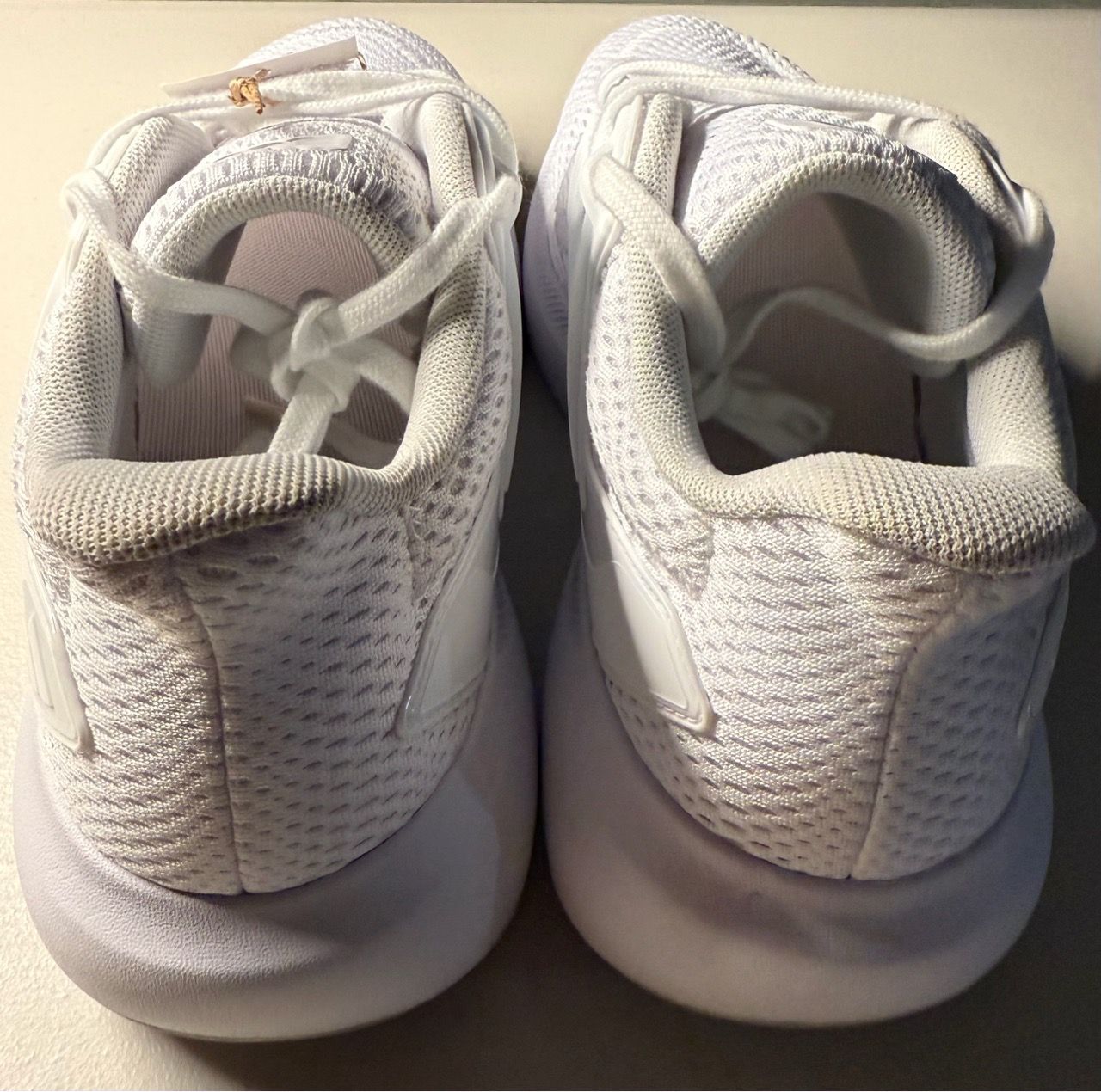 Adidas Ultimashow 2.0 White Sneakers Men’s Size 8.5 - photo 5