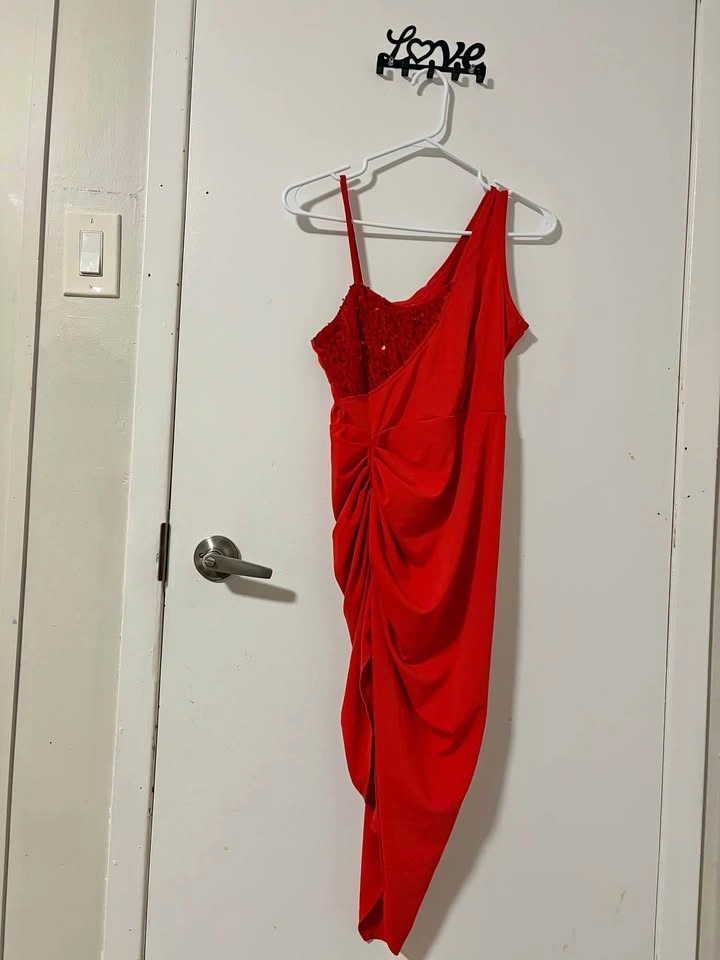 Red One-Shoulder Sequin Ruched Dress