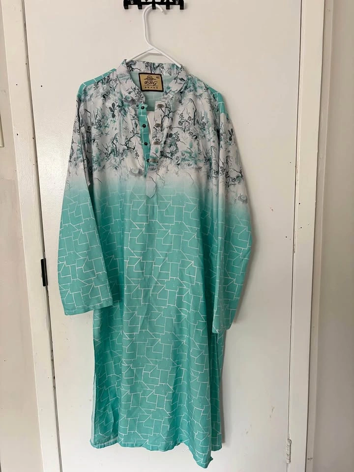 RBG Brand Men's Kurta Size 42 - Teal and White