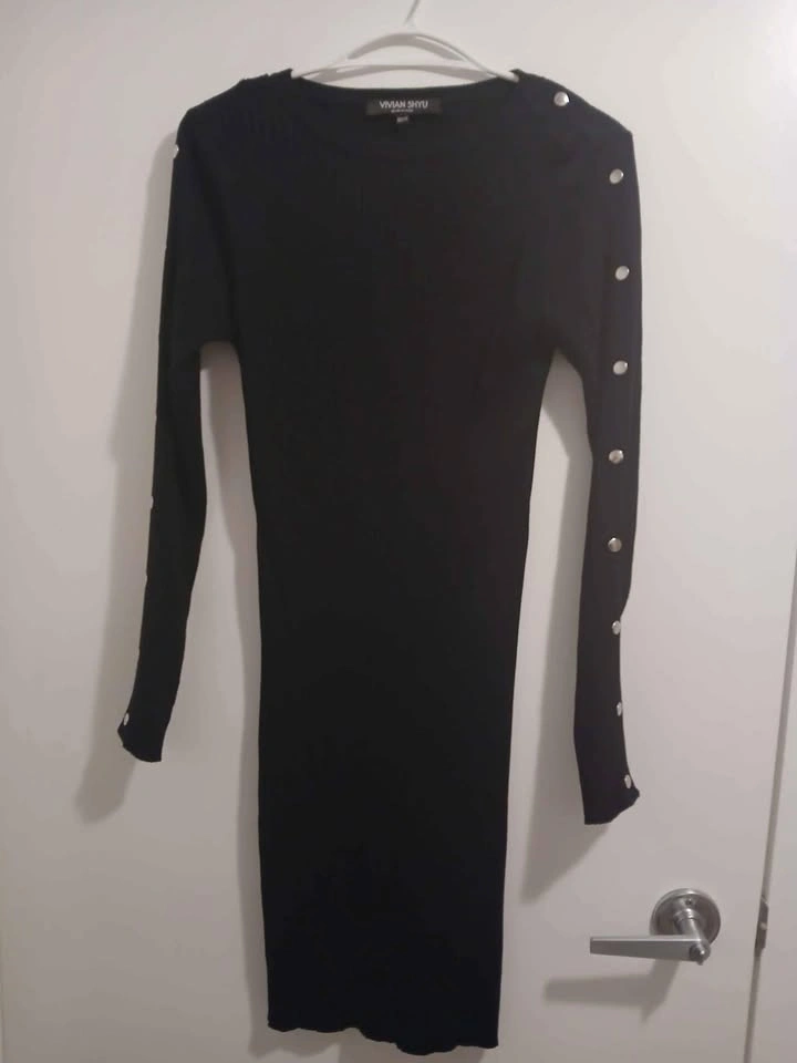 VIVIAN SHYU black dress with silver studs on arms - photo 2