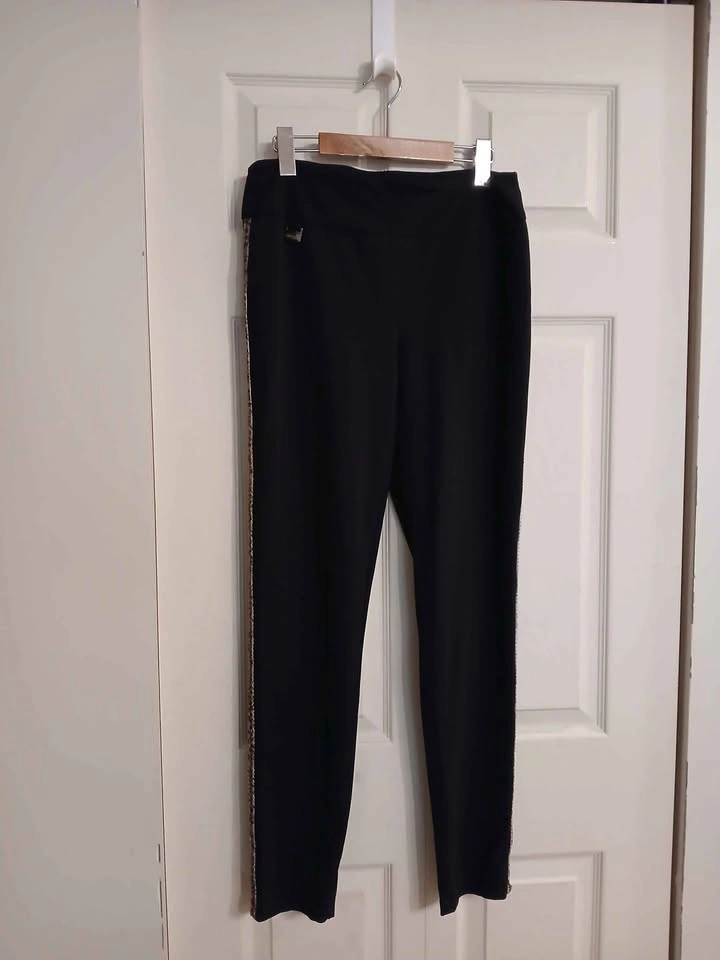 LISETTE MONTREAL black leggings with leopard print trim, size 8 - photo 2