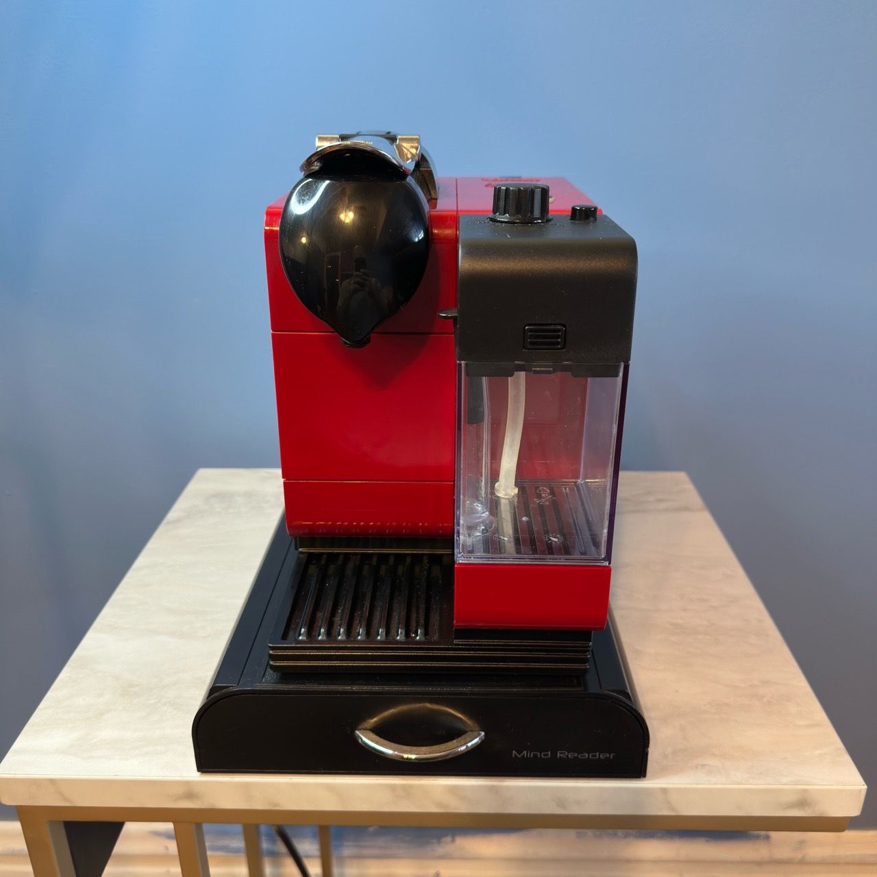 De’Longhi Nespresso Lattissima Plus Espresso Machine