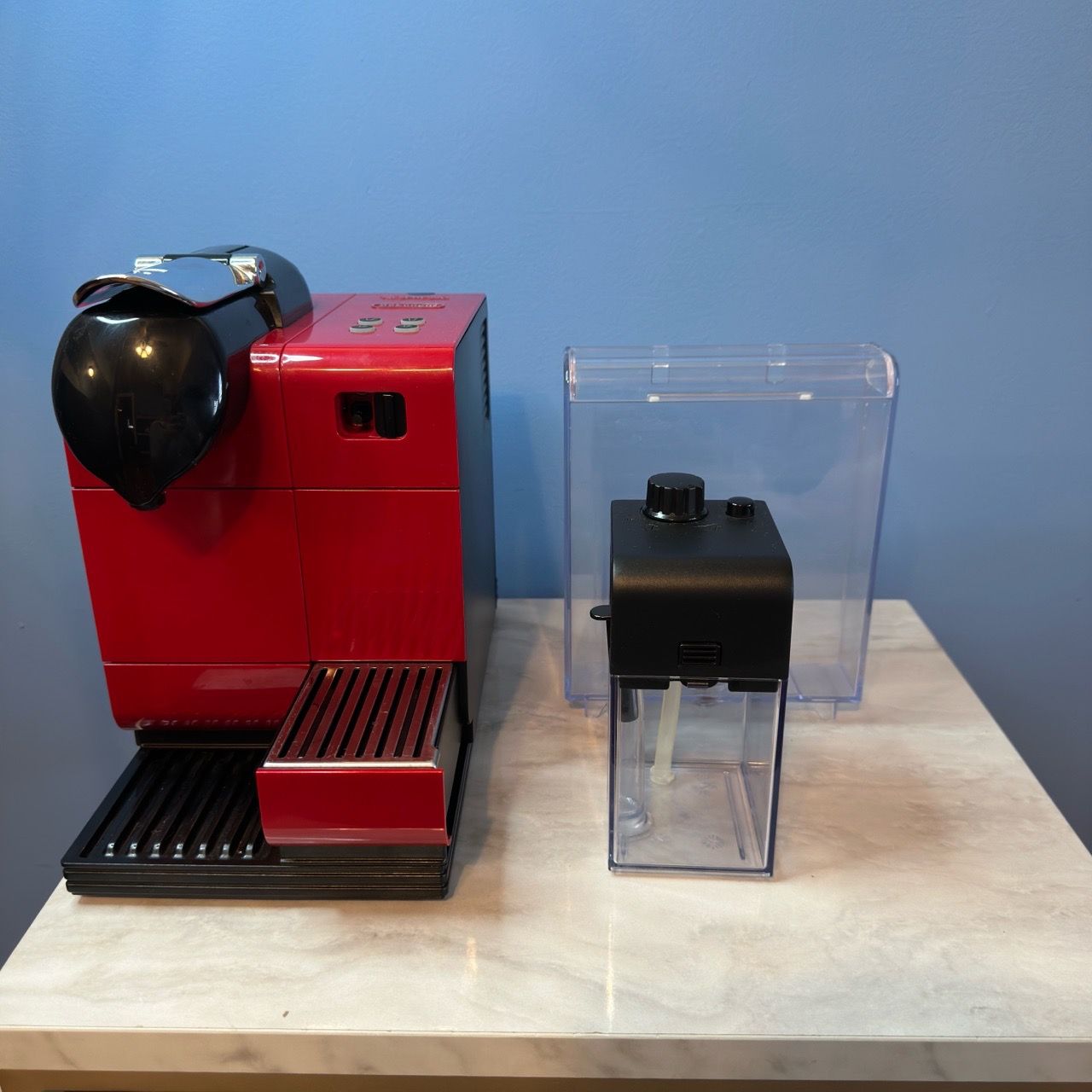 De’Longhi Nespresso Lattissima Plus Espresso Machine - photo 3