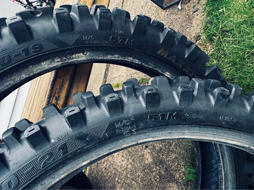 Maxxis Tire For Dirtbike - photo 2