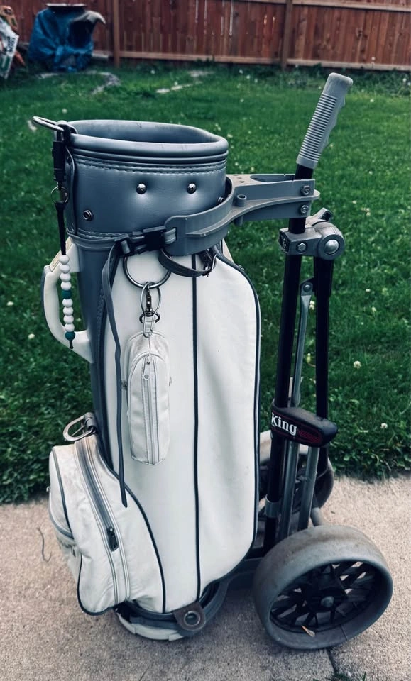 Spalding Golf Bag with Mixed Club Set and Cart - photo 2