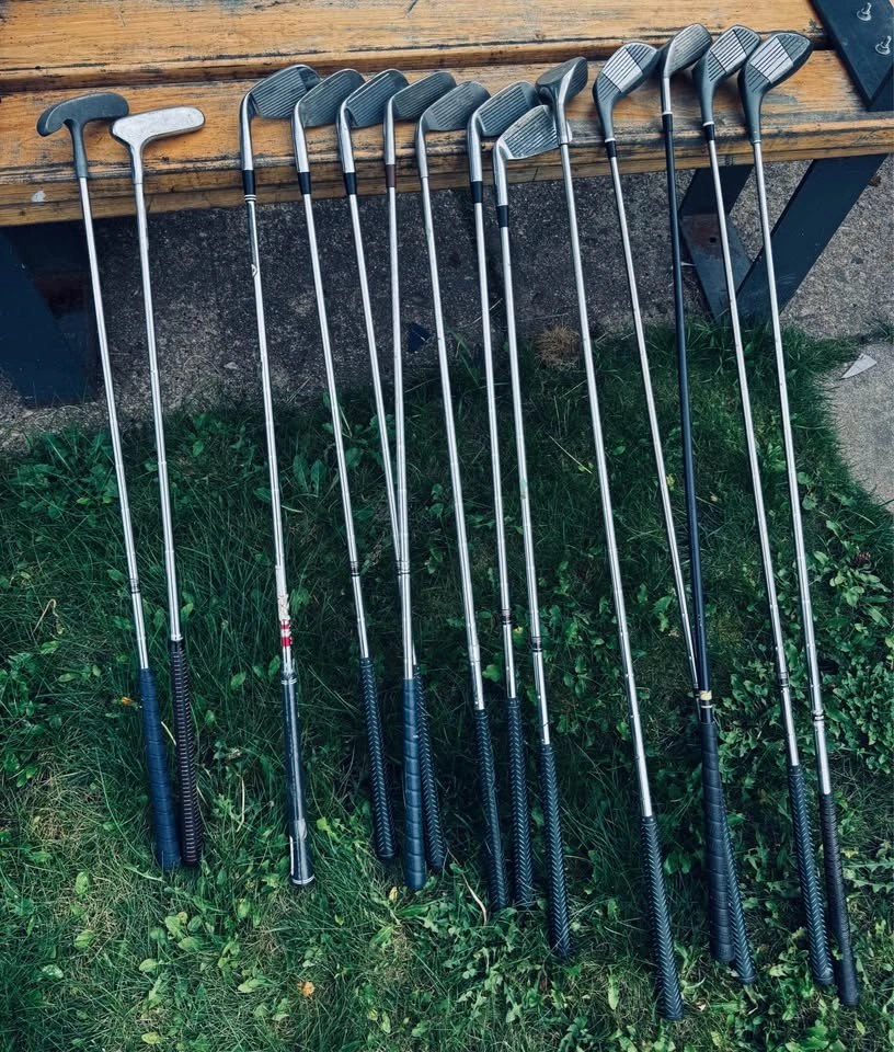 Spalding Golf Bag with Mixed Club Set and Cart - photo 5